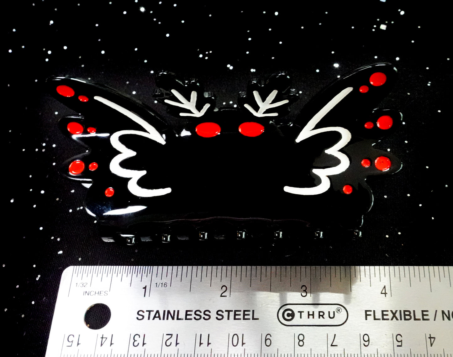 Mothman Hair Claw