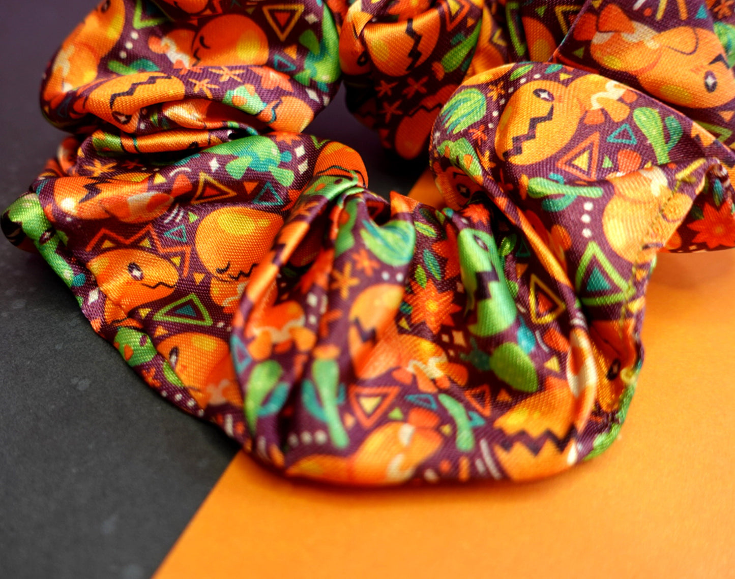 Tons o' Trapinch Scrunchie