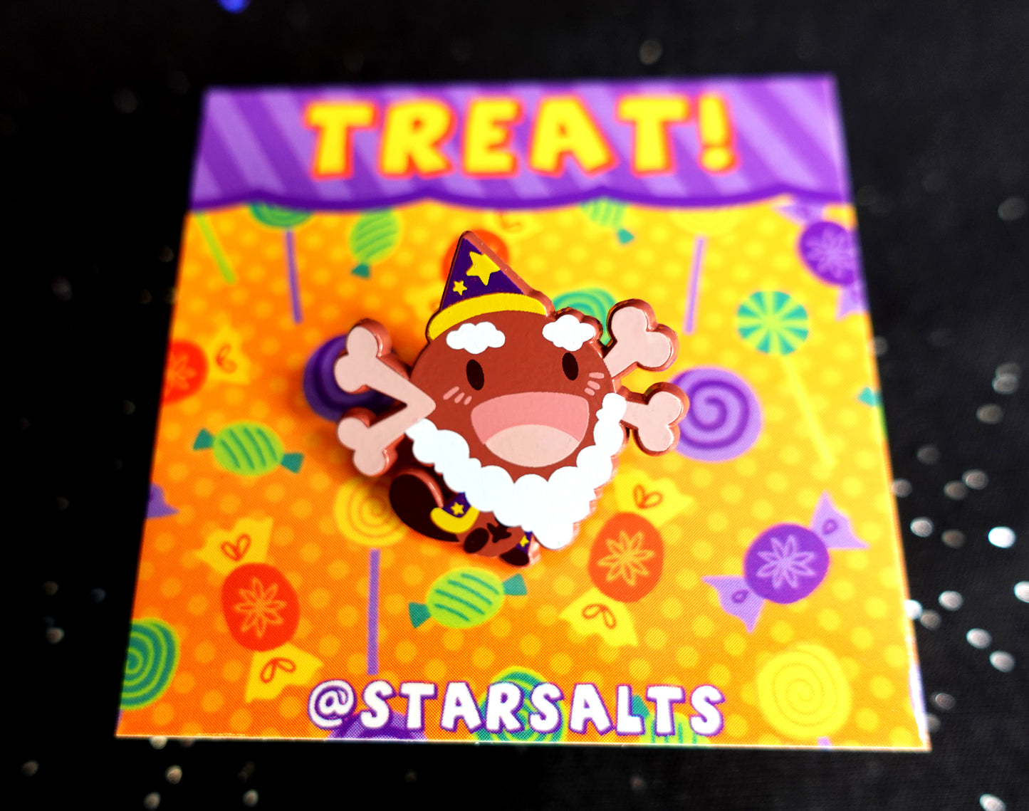 Halloween Wooper Dyed Enamel Pin