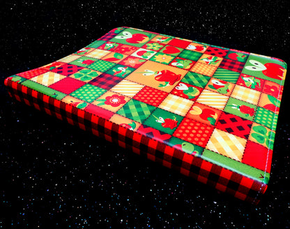 Applin Family 9-Pocket Trading Card Binder