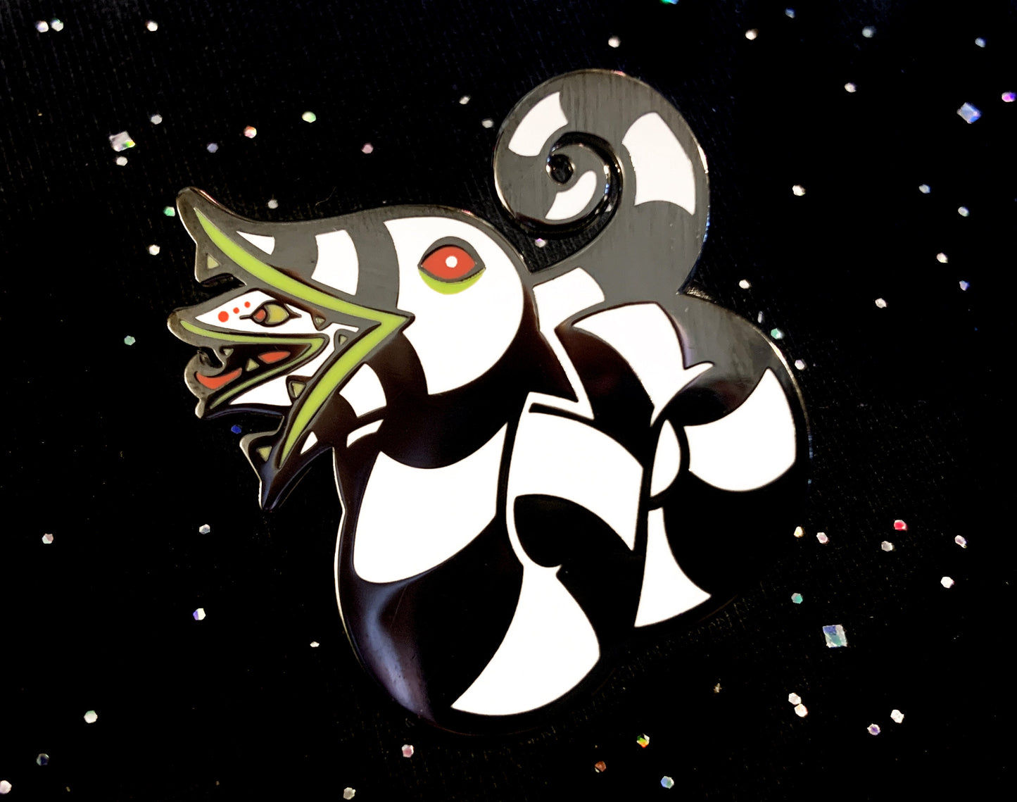 Sandworm Enamel Pin