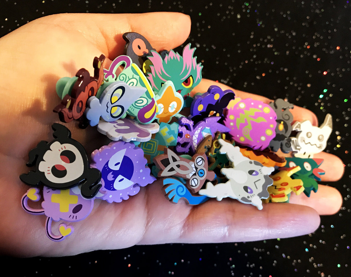 Shiny Pumpkaboo Dyed Enamel Pin