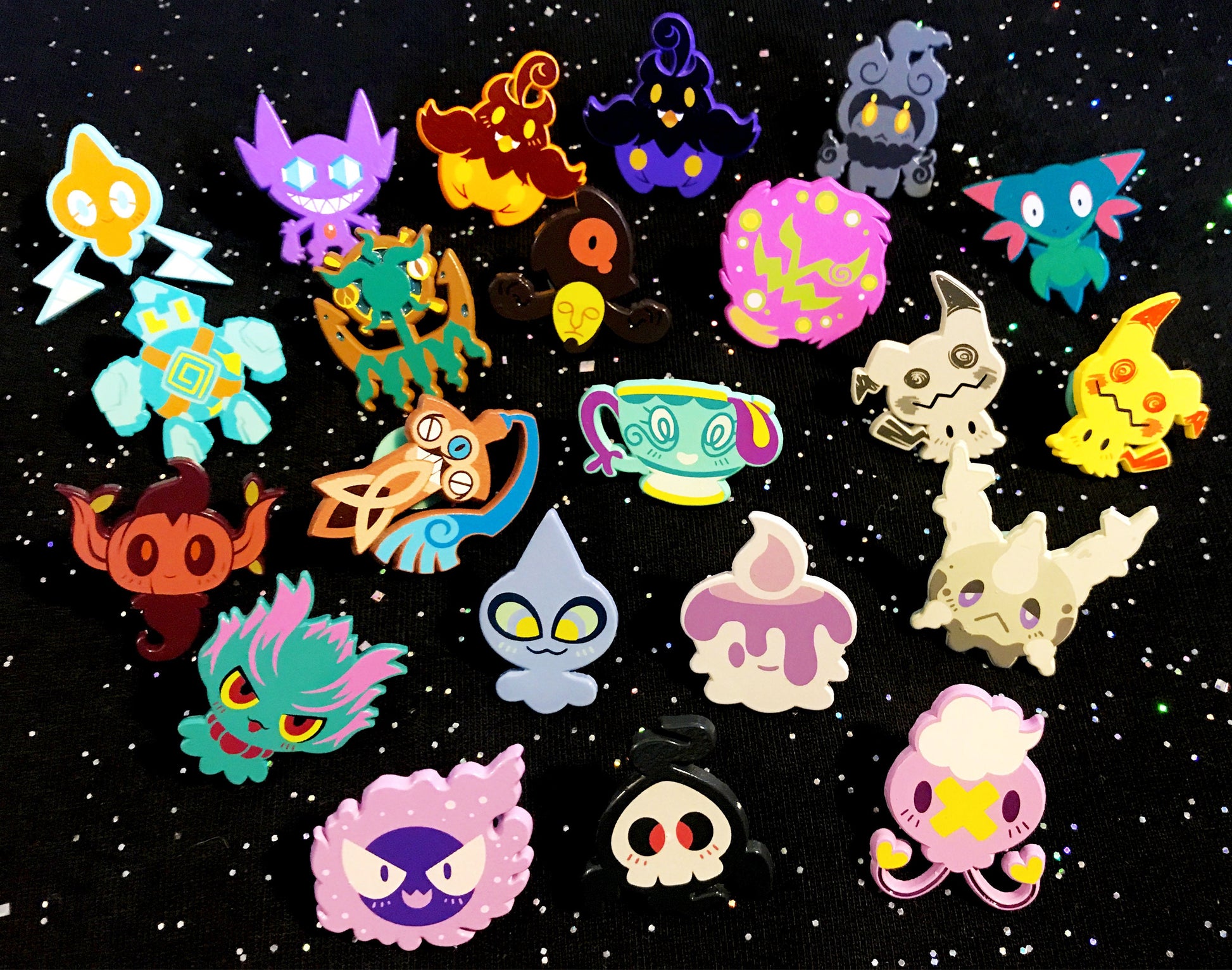 Pokemon: Mimikyu Shiny Umbreon Enamel Pin – Little Shop of Magic